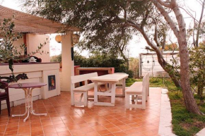 Отель One bedroom house with sea view and garden at Lampedusa 1 km away from the beach, Lampedusa e Linosa